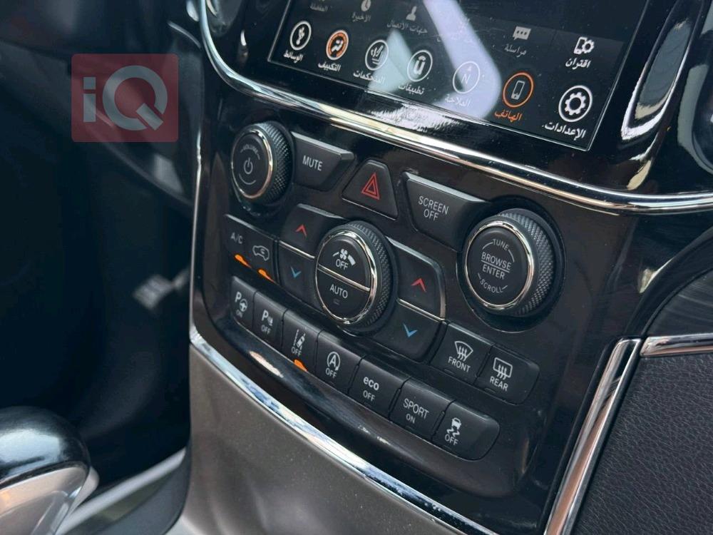 جيب جراند شيروكي